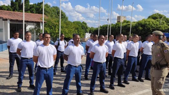 17º Batalhão de Polícia Militar de Guanambi recepciona mais 30 alunos para início do curso de formação de soldados