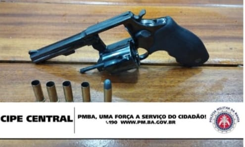 Arma foi apresentada na na Corregedoria Setorial (Corset) da CIPE/Central. Foto: Divulgação/Cipe Central